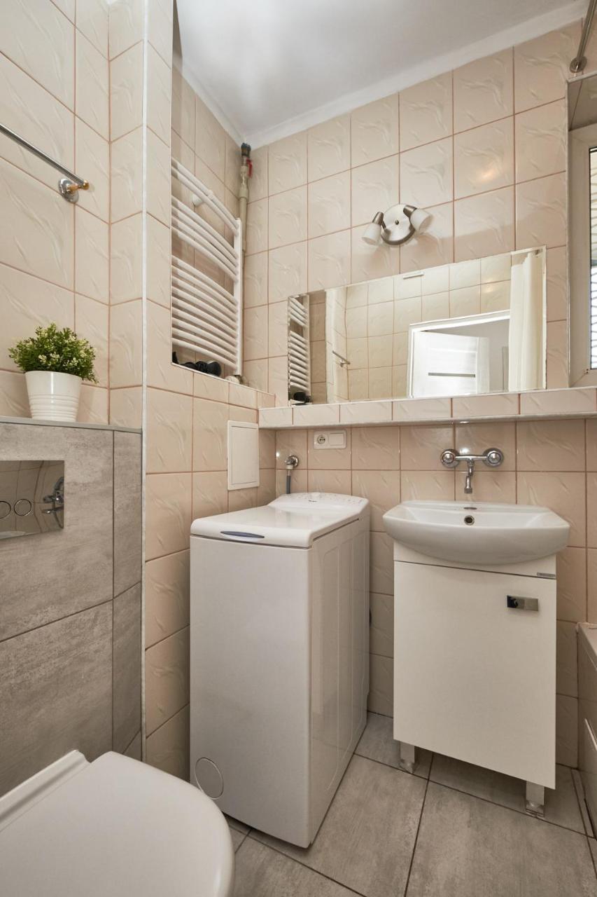 Noctis Apartment Senatorska Warsaw Exterior photo